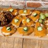 Plank met 50 luxe hapjes