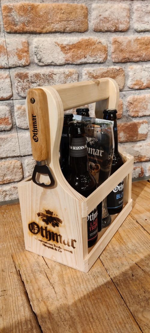 Othmar biertray met opener en 5 flesjes bier en een glas
